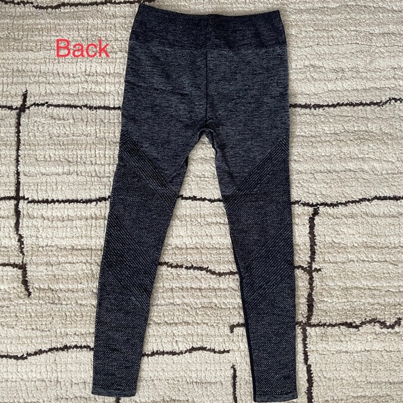 Fabletics Black/Gray Mid-Rise Full-length Leggings, Size Small - Picture 3 of 4